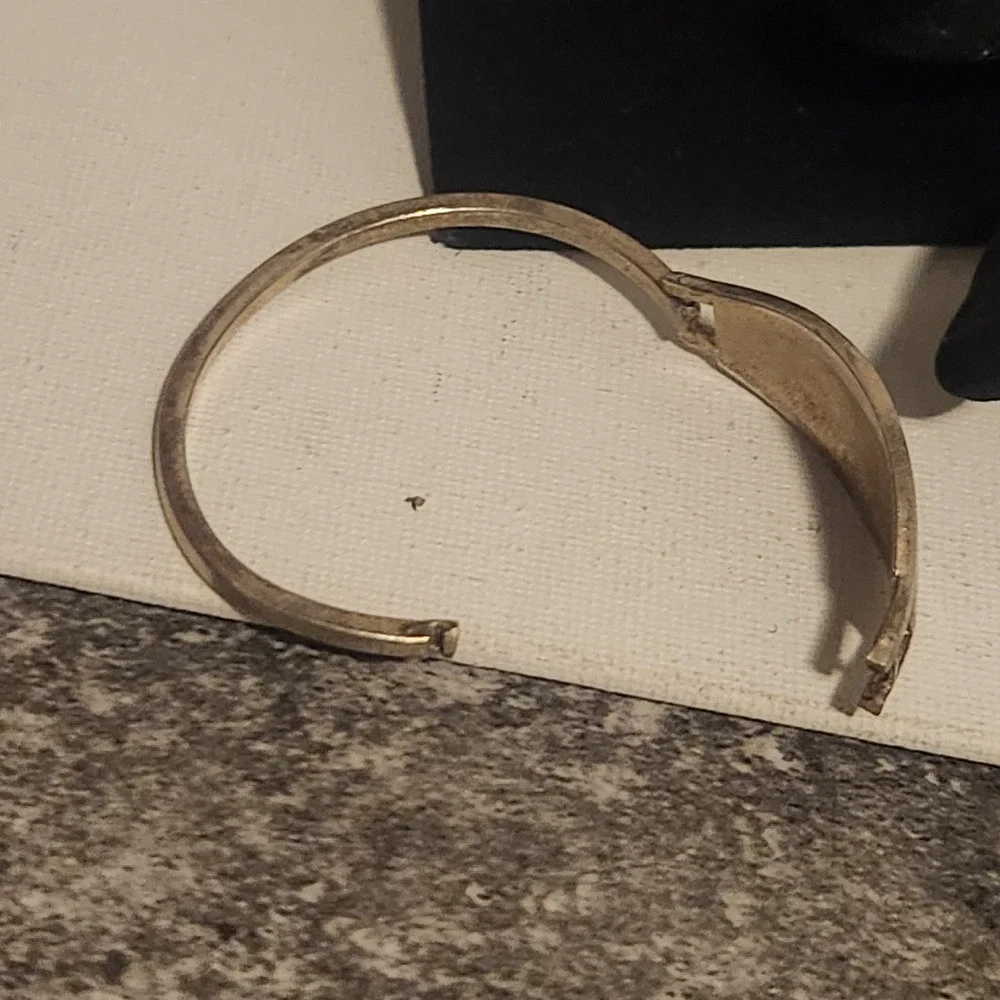 Silver Tone Mother of Pearl Floral Inlay Black Hinged kids Bangle Bracelet